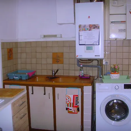 Au Fil De L Eau La *