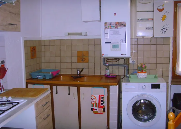 Au Fil De L Eau La *